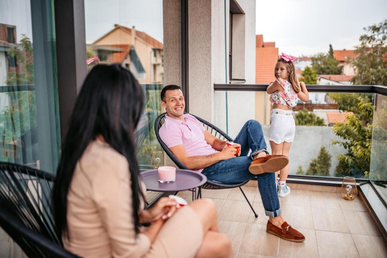 Lotos Depandans Hotel Ni Eksteriør billede