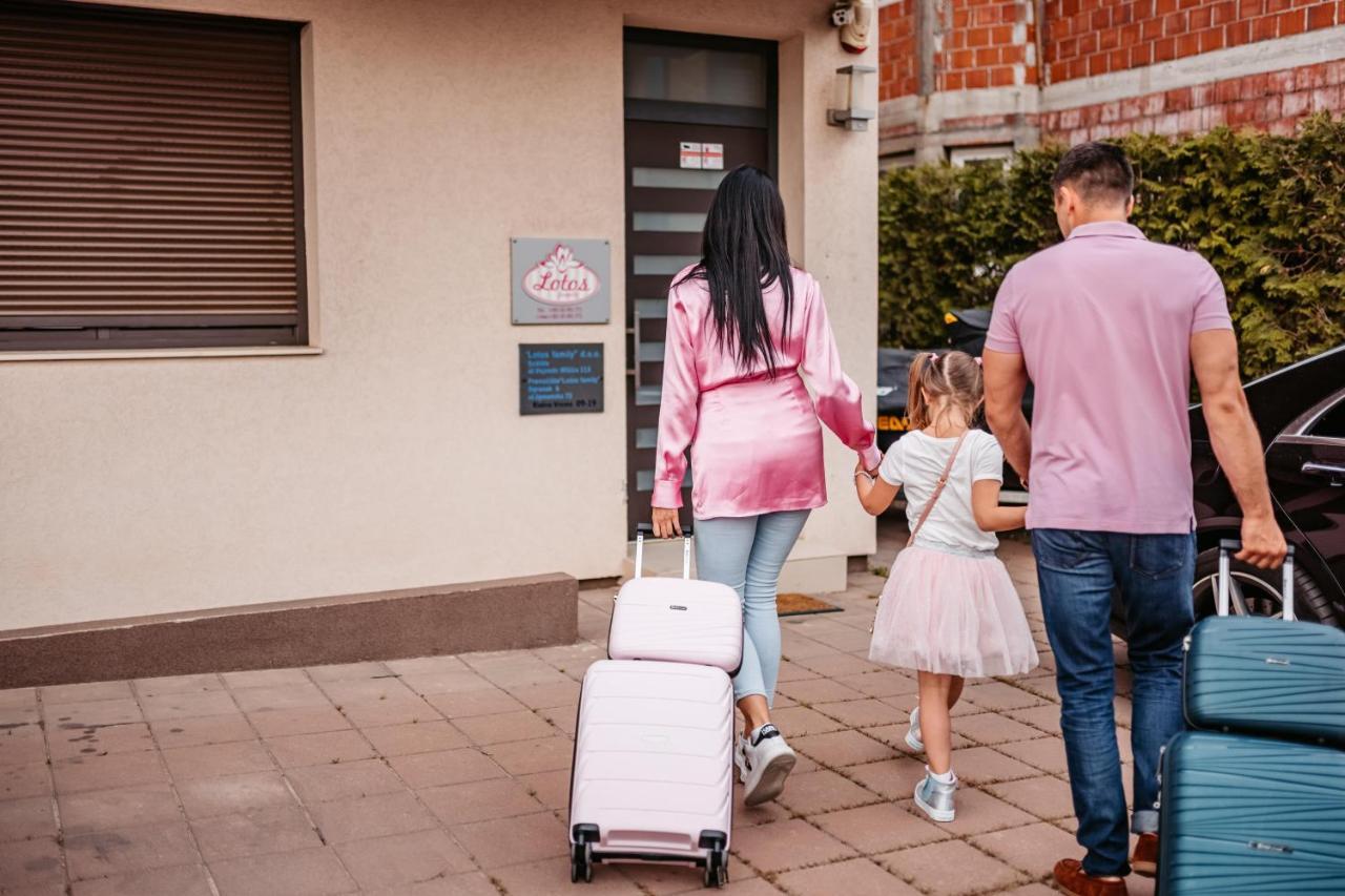 Lotos Depandans Hotel Ni Eksteriør billede