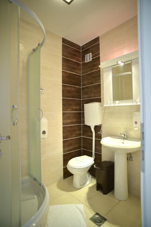 Lotos Depandans Hotel Ni Eksteriør billede